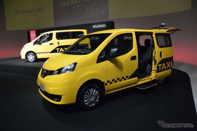 日産自動車 NV200タクシー