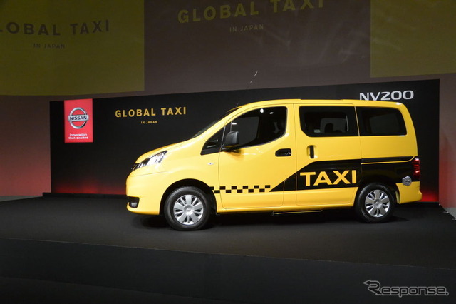 日産 NV200タクシー