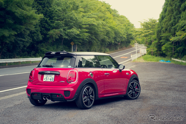 MINI ジョン・クーパー・ワークス（JCW）