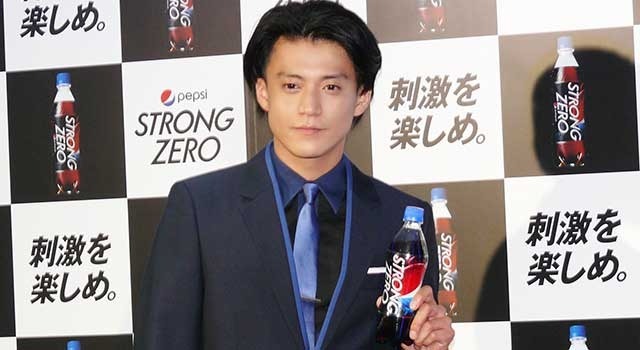 小栗旬/「PEPSI STRONG BAR」オープニングセレモニー