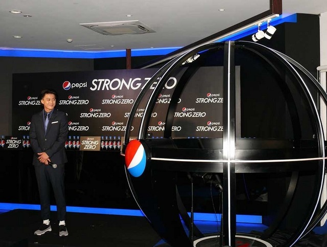 小栗旬/「PEPSI STRONG BAR」オープニングセレモニー