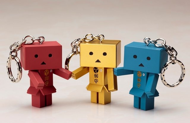 ダンボーが恋や学業を応援!お守りマスコット「omamori DANBOARD」11月発売