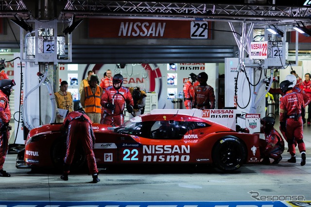 #22 日産が走破した242周回は、首位から153周少ない数字。