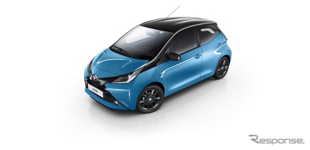 新型トヨタ アイゴ x-cite