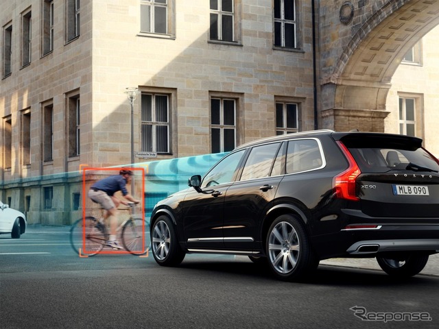 新型ボルボXC90の安全装備