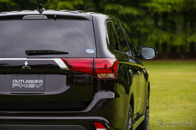 三菱 アウトランダーPHEV 改良新型
