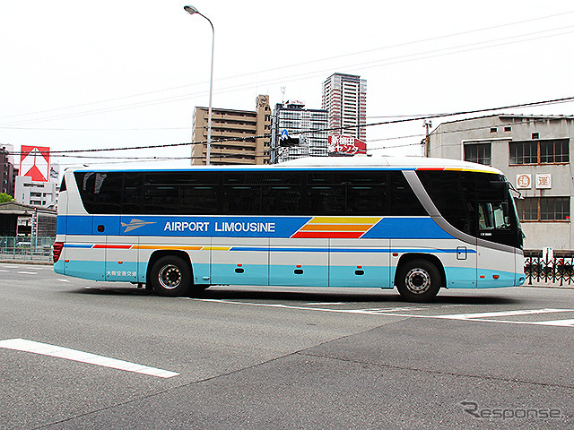 リムジンバス