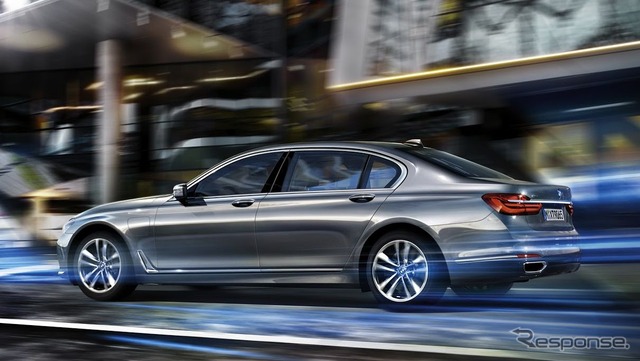 BMW 7シリーズ 新型に設定されるPHVの740Le