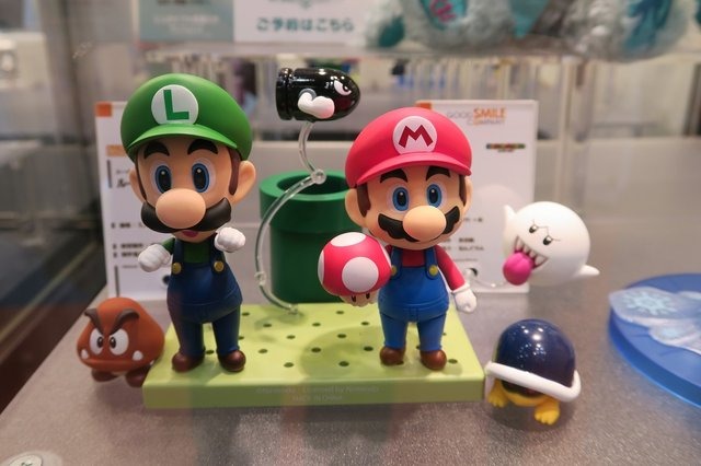 仲良く並んだマリオとルイージ