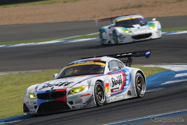 決勝3位の#7 BMW Z4。