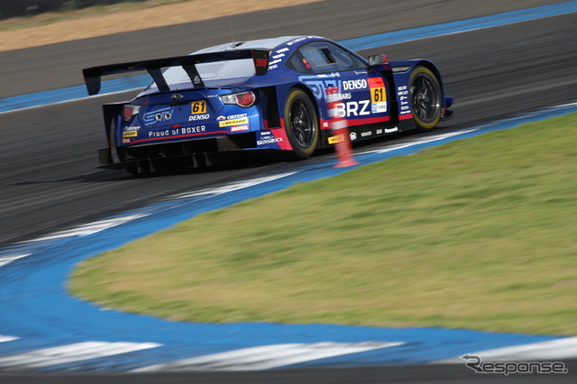 決勝6位の#61 スバルBRZ。