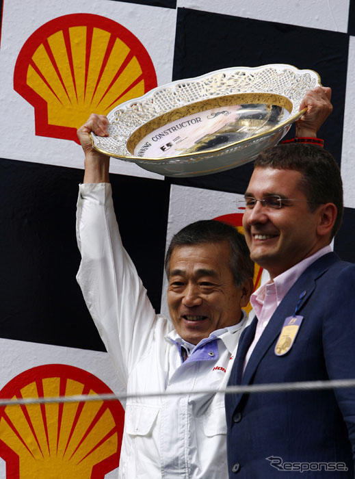 【新聞ウォッチ】ホンダ、F1悲願達成、福井社長「君が代に感動した」