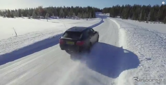 ベントレー ベンテイガの開発プロトタイプ車（動画スクリーンショット）