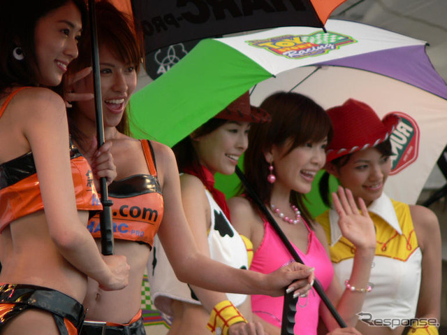 【鈴鹿8耐】レースクイーン写真蔵…第十弾、急募.comガール