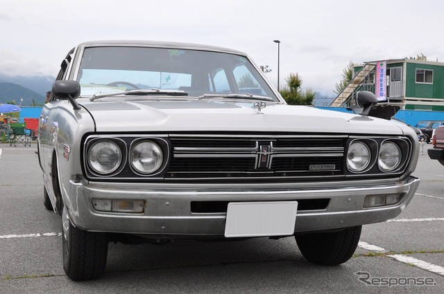 日産 グロリア スーパーデラックス