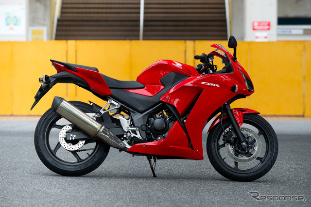 ホンダ CBR250R
