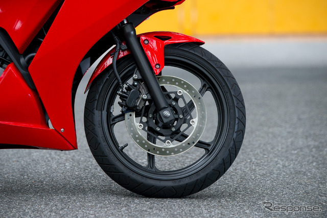 ホンダ CBR250R