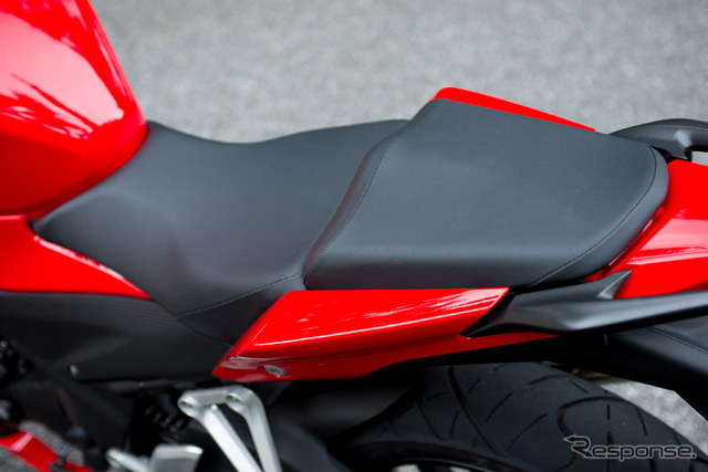 ホンダ CBR250R