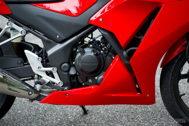 ホンダ CBR250R