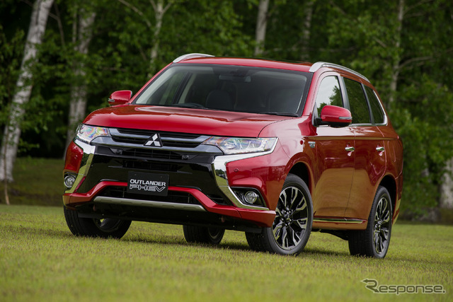 三菱 アウトランダー PHEV