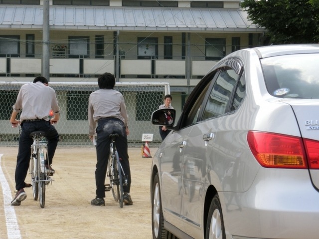 【自転車】JAF京都、高校生向け自転車交通安全教室…交通違反を解説
