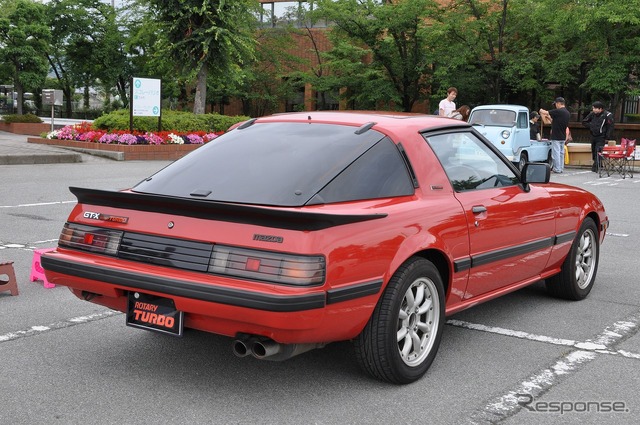 1983年 マツダ サバンナ RX-7ターボ