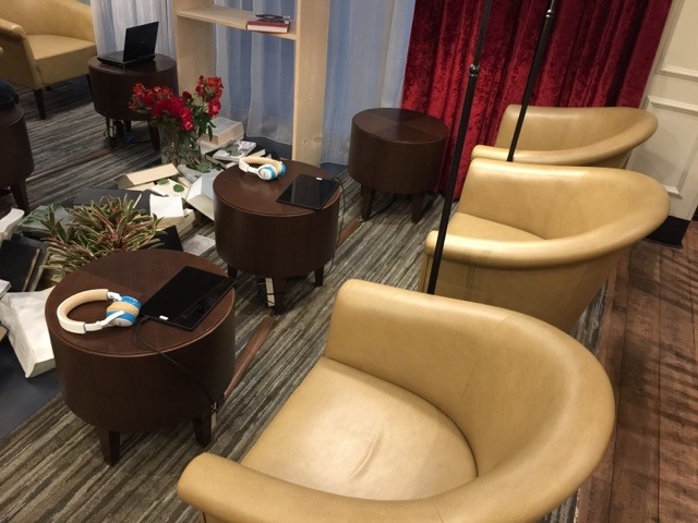 スタバがアイスコーヒーの楽しみ方を伝授!期間限定「On-the-Rock Coffee Room」丸ビル店にオープン
