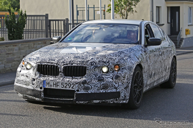 BMW M5 次期型 スクープ写真
