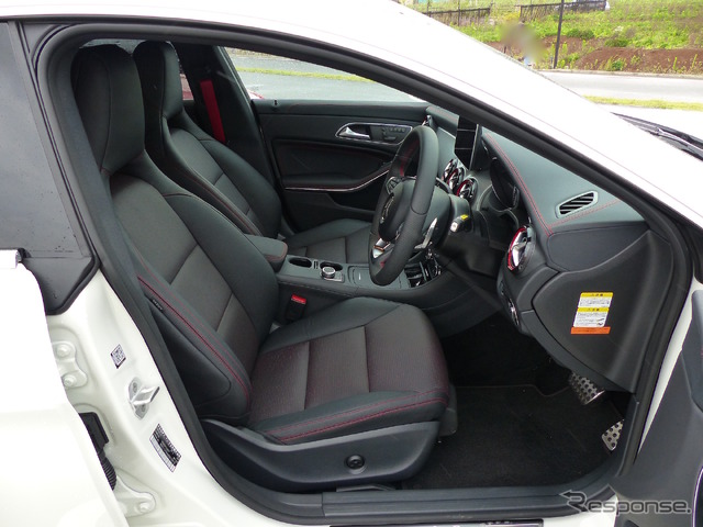 メルセデスベンツ CLAシューティングブレーク 250 SPORT 4MATIC