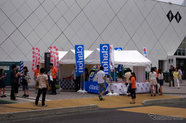 東名 海老名SA(下り)の特設ブースで行われたマップルナビのタッチ&トライ