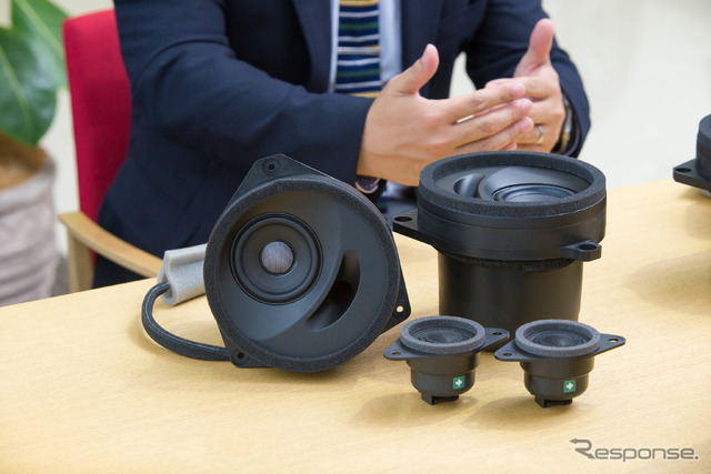 スバルの純正オプションスピーカーシステム「ソニックデザイン スピーカーセット」