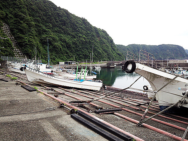 大島・岡田港(東京都大島町)