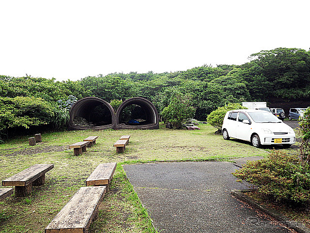 大島・三原山(東京都大島町)