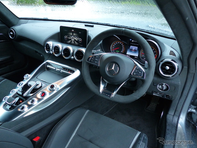 メルセデスAMG GT S