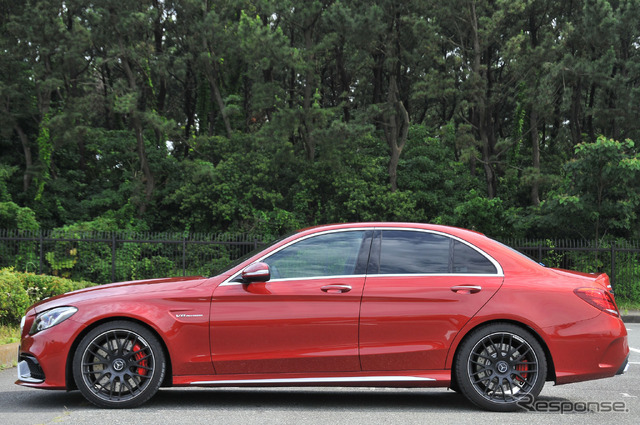 メルセデス AMG C63S