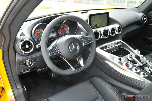 メルセデス AMG GT S