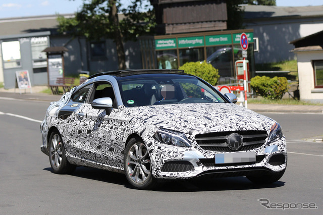 メルセデスベンツ Cクラスクーペ テスト車両 スクープ写真