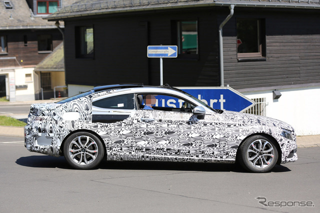 メルセデスベンツ Cクラスクーペ テスト車両 スクープ写真