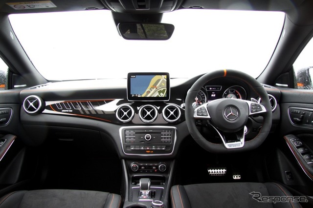メルセデスAMG CLA45 4MATICシューティングブレークオレンジアートエディション
