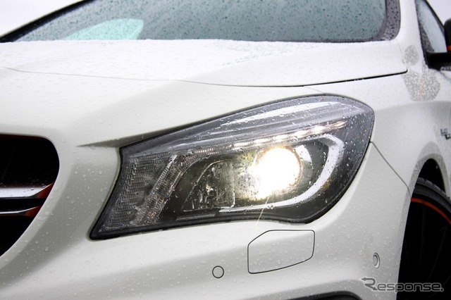 メルセデスAMG CLA45 4MATICシューティングブレークオレンジアートエディション