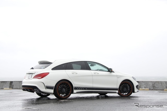 メルセデスAMG CLA45 4MATICシューティングブレークオレンジアートエディション