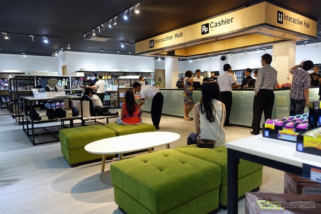 オートバックス A.R.ハキム店（オープン日の様子）