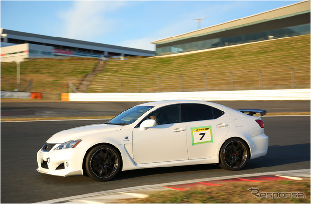 レクサス RC F ＆ IS F ドライビングレッスン