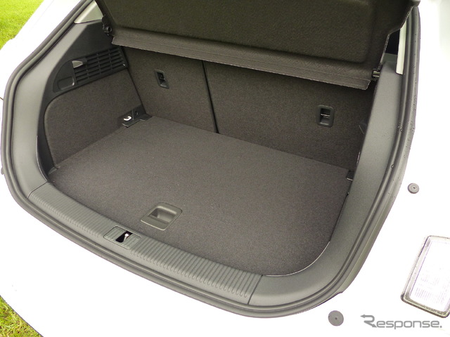 アウディA1 1.0TFSI