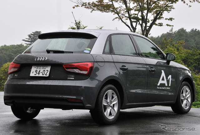 アウディ A1 1.0 TFSI