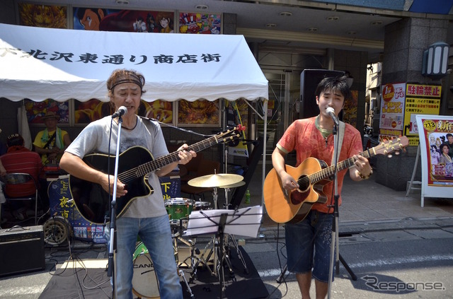 下北沢音楽祭、BMWが若者に向け二輪ライフの魅力アピール
