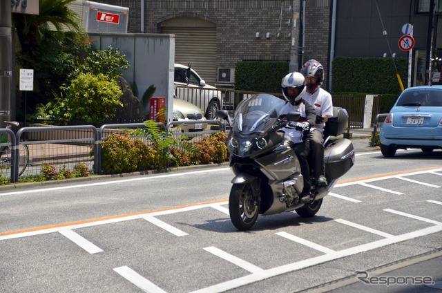 「K1600GTL Exclusive」や「C 600 Sport」の無料タクシーサービス『Motorrad Taxi』。