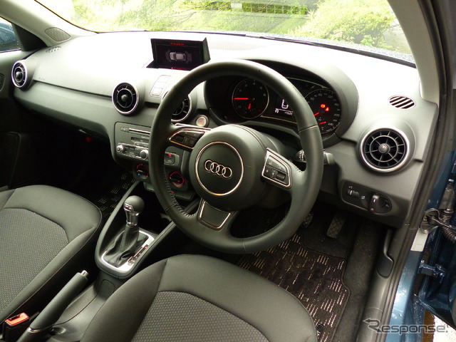 アウディA1スポーツバック1.0TFSI
