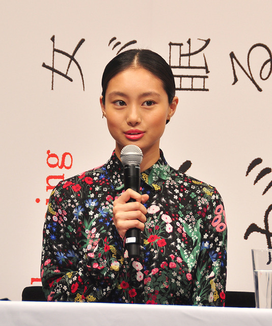 忽那汐里/『女が眠る時』記者会見