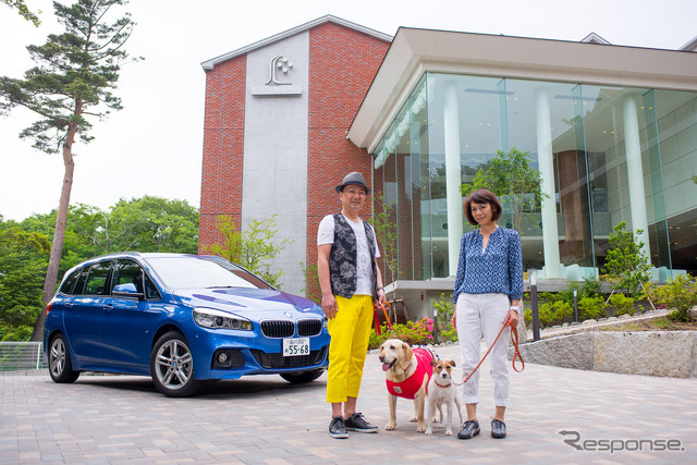BMW 2シリーズ グランツアラー で愛犬と共に